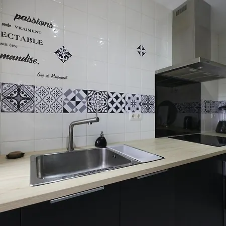 Seahomes Vacations - Rustic Escape *