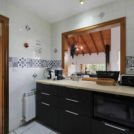 Seahomes Vacations - Rustic Escape Villa *