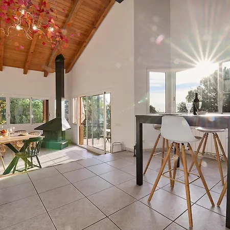 Villa Seahomes Vacations - Rustic Escape Tordera